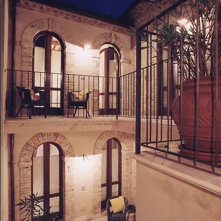 Domus Tripiana Per Vacanze