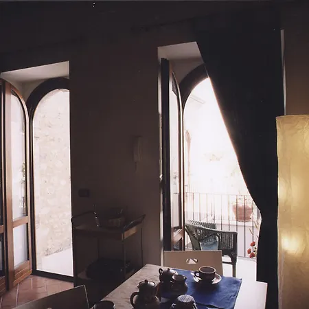 Domus Tripiana Per Vacanze
